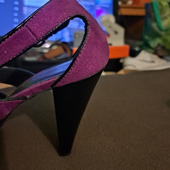 Christian Siriano Heeled Shoes - Picture 7 of 14